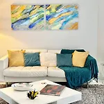 Center - Eaw Homes Appartement