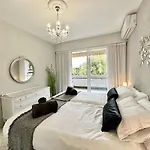 Center - Eaw Homes Appartement