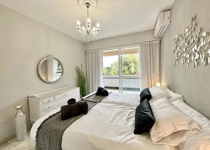 Center - Eaw Homes Apartamento
