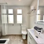 Center - Eaw Homes Apartment