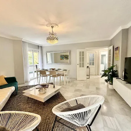 Center - Eaw Homes Lejlighed