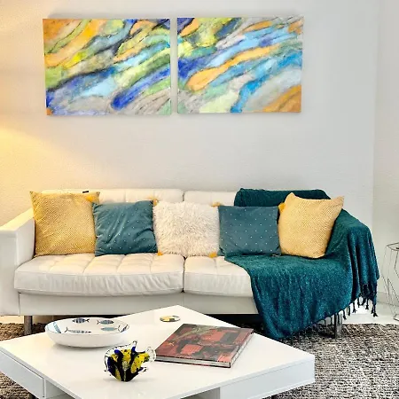 Center - Eaw Homes Lejlighed